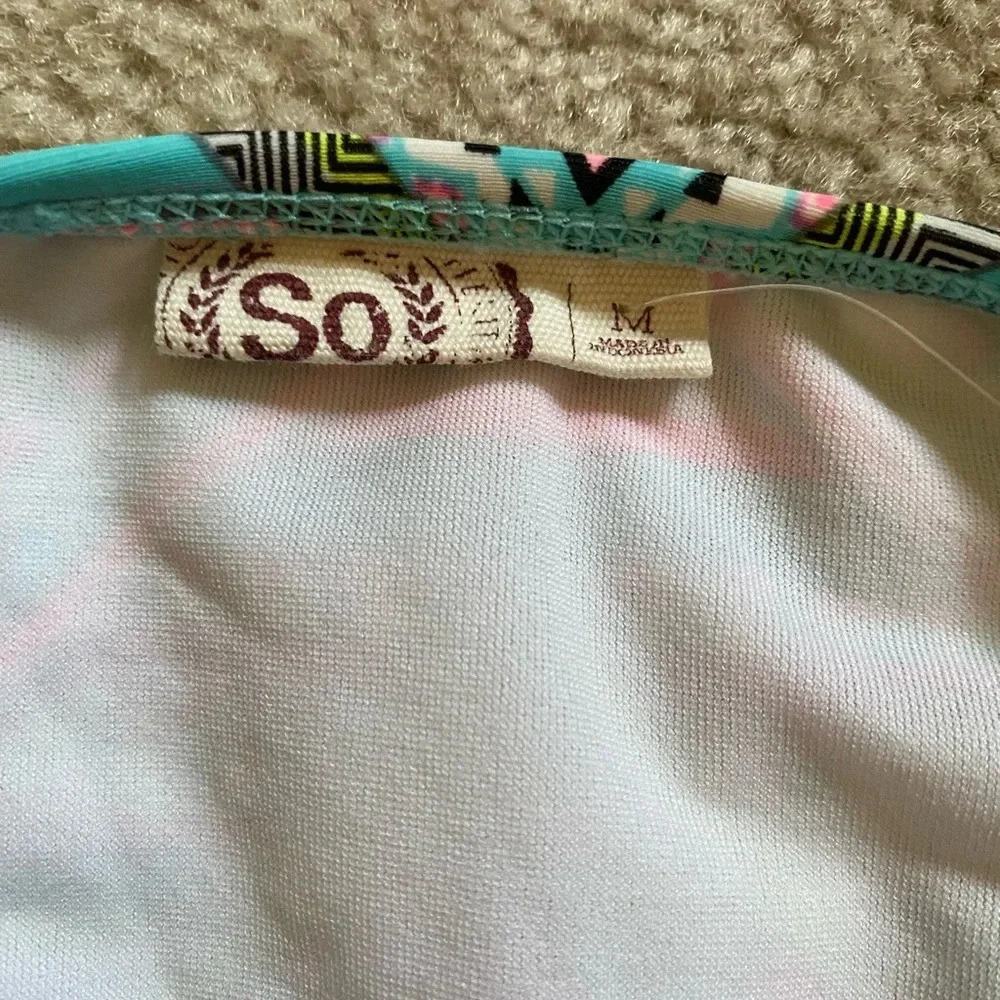 Bikini bottoms, new without tag or liner size medium - Picture 4 of 7